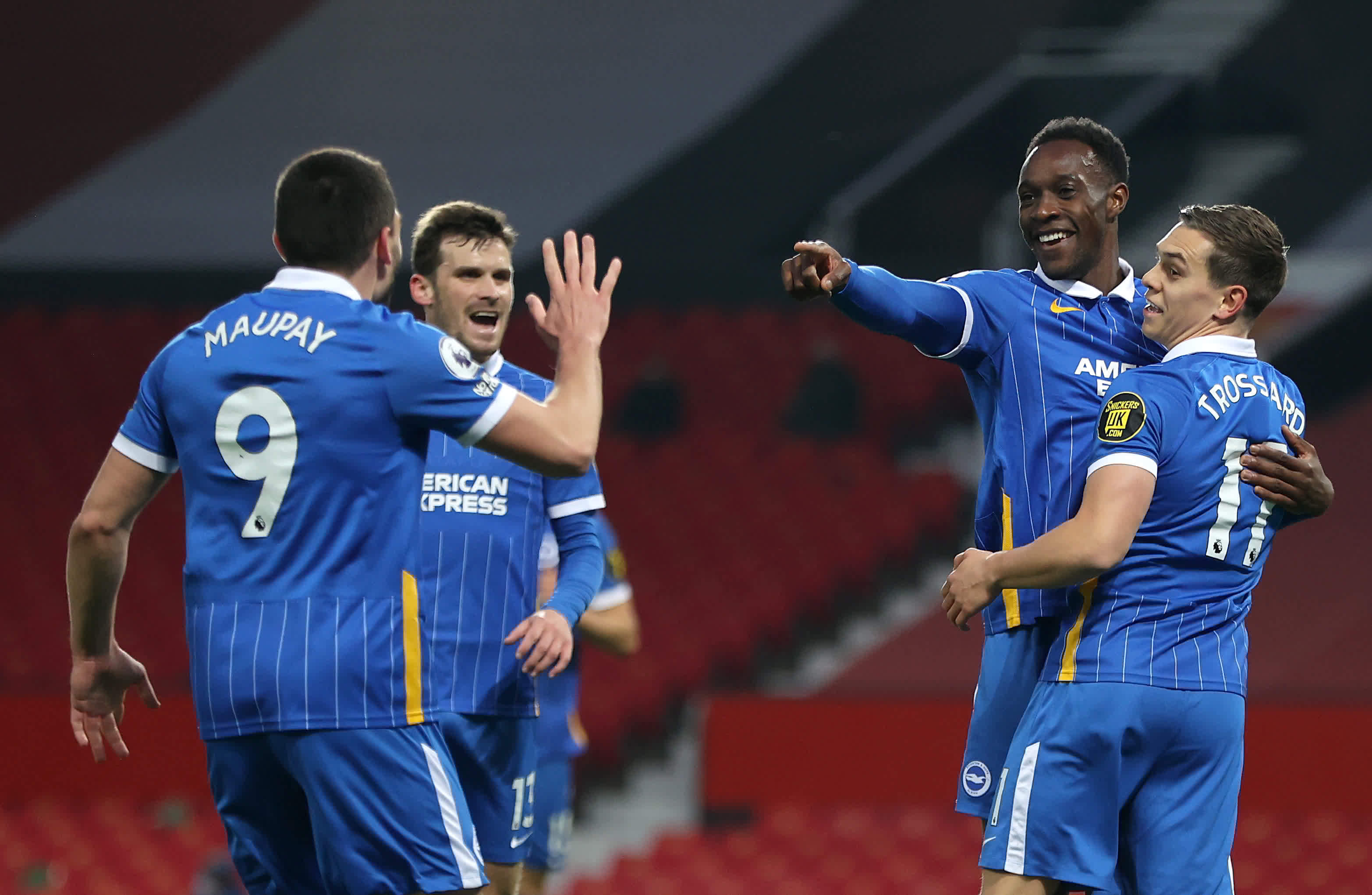 能够与德布 能够与德布